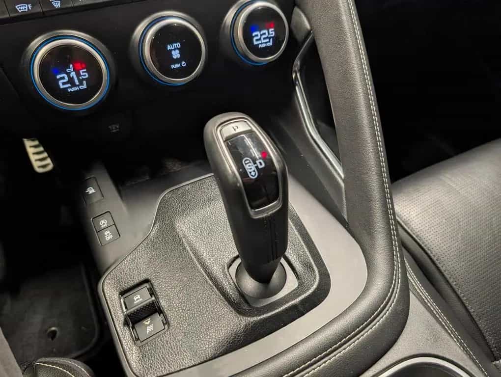 Jaguar E-Pace R-Dynamic S LED/Navi/Pano/SHZ/Kam/20-LM 11/2019-photo-17