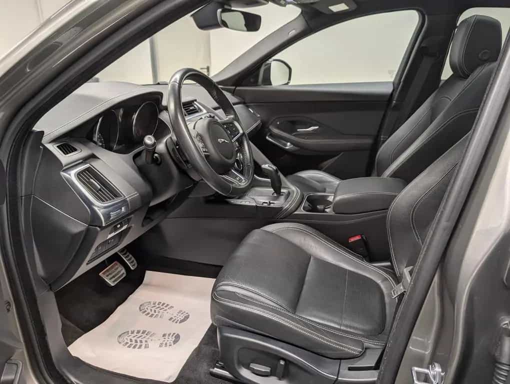 Jaguar E-Pace R-Dynamic S LED/Navi/Pano/SHZ/Kam/20-LM 11/2019-photo-9
