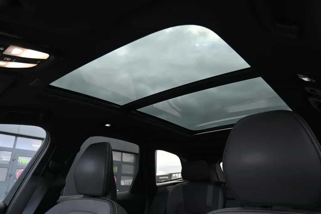 Volvo XC60 B4 Ultimate Dark AWD*LUFT*360°*SDTHZG*LED 02/2023-photo-49