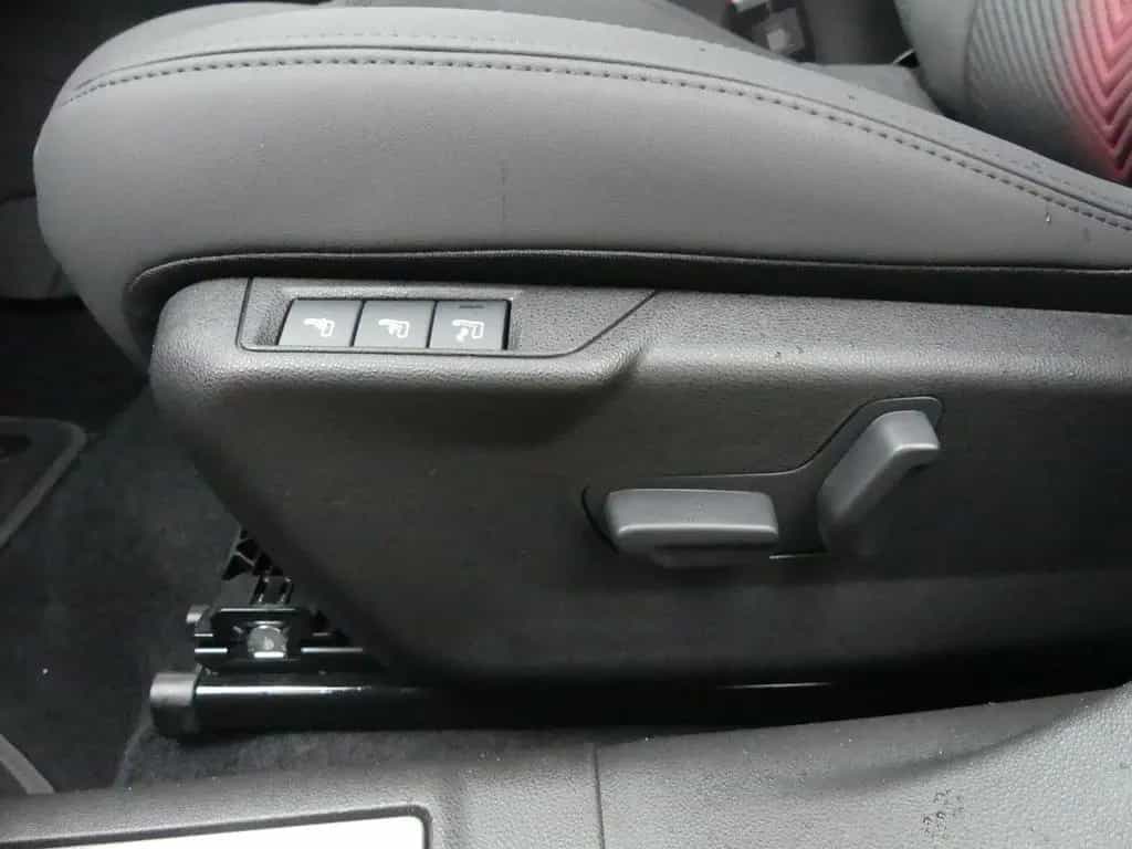 Alfa Romeo Junior IBRIDA Q4 TI 1.2 VGT 145PS DCT6 SCHIEBEDA 05/2026-photo-16