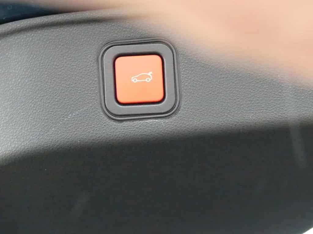 Alfa Romeo Junior IBRIDA Q4 TI 1.2 VGT 145PS DCT6 SCHIEBEDA 05/2026-photo-37