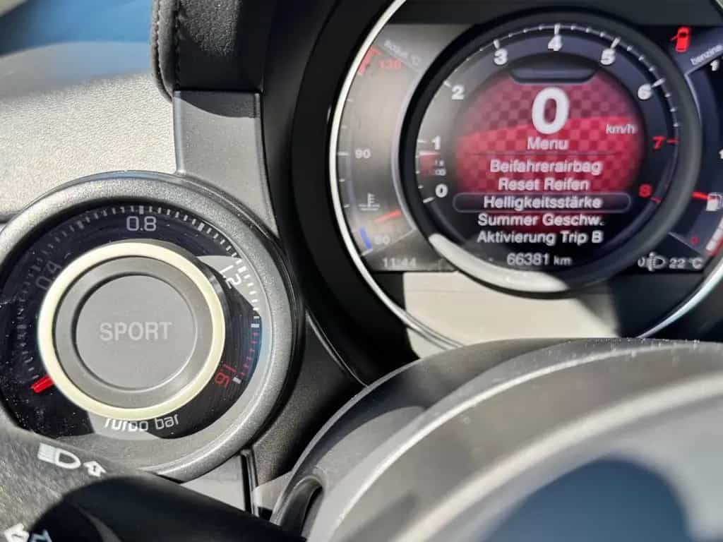 Abarth 595C Cabrio Sportpaket Klimaaut. PDC 07/2018-photo-17