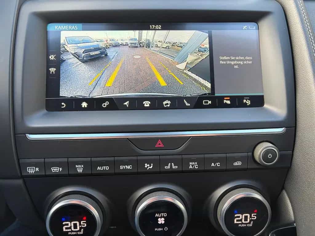 Jaguar E-Pace E-PACE R-Dynamic SE AWD AWR Standheizung 08/2020-photo-10
