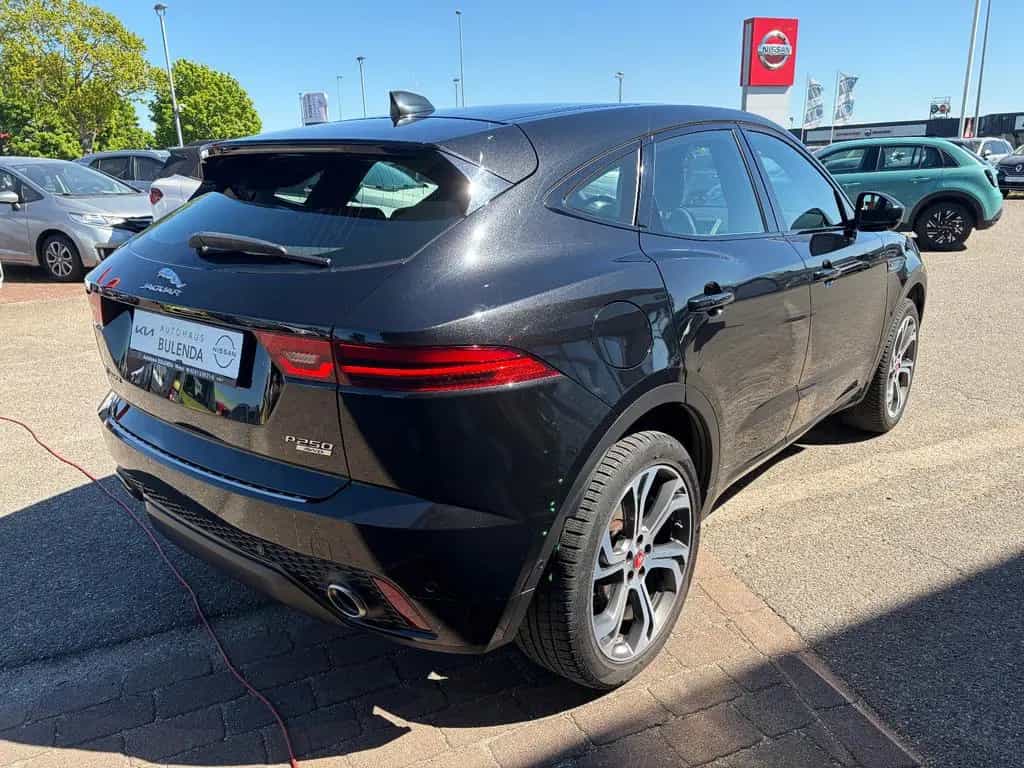 Jaguar E-Pace E-PACE R-Dynamic SE AWD AWR Standheizung 08/2020-photo-5