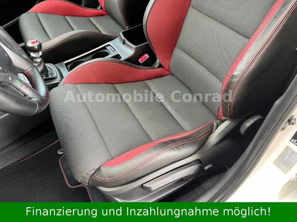 Hyundai i30 Turbo Panoramadach/Lenkradheizung/Tempomat 06/2015-photo-15