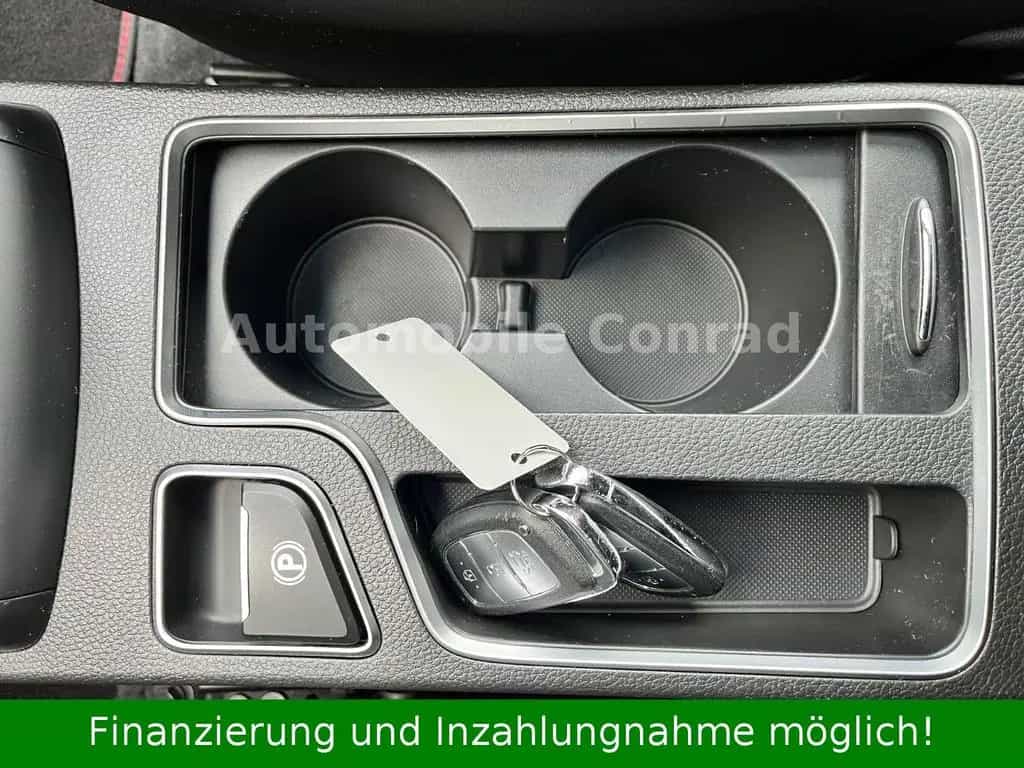 Hyundai i30 Turbo Panoramadach/Lenkradheizung/Tempomat 06/2015-photo-35