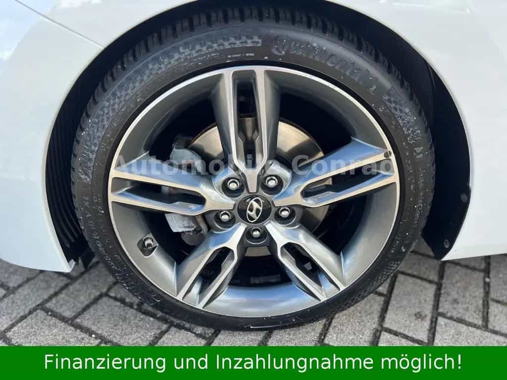 Hyundai i30 Turbo Panoramadach/Lenkradheizung/Tempomat 06/2015-photo-6