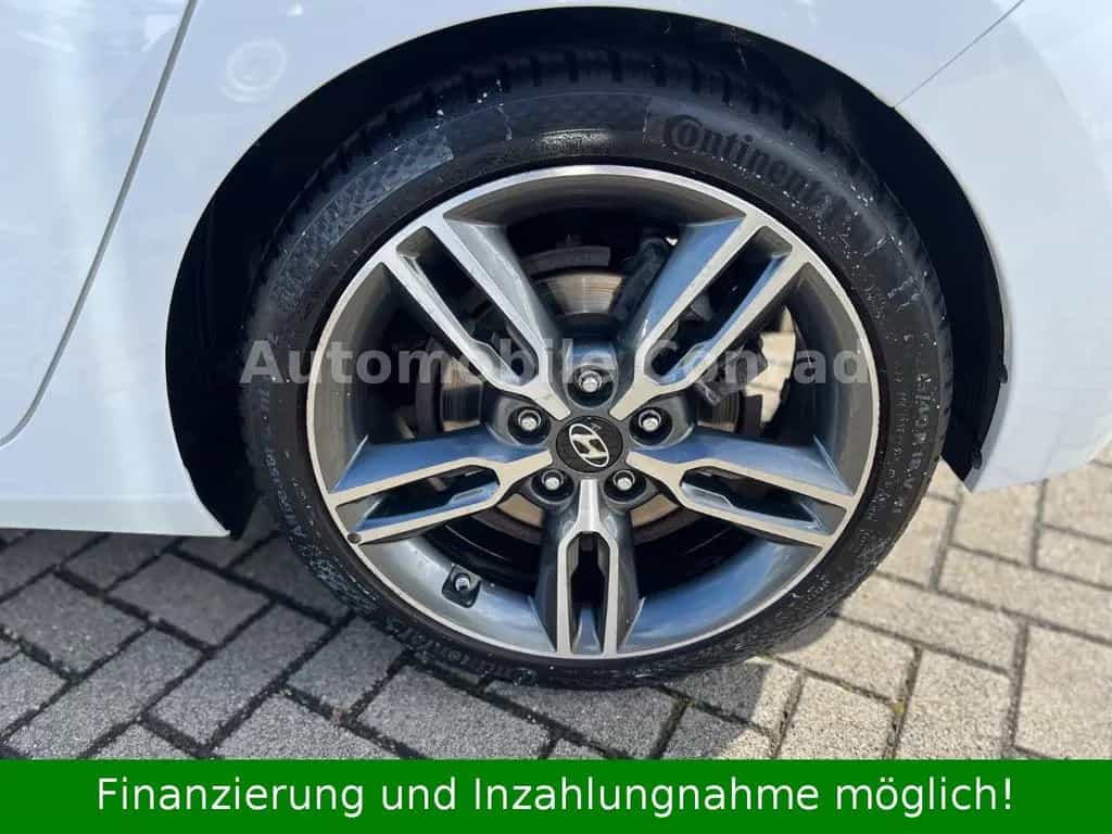 Hyundai i30 Turbo Panoramadach/Lenkradheizung/Tempomat 06/2015-photo-7
