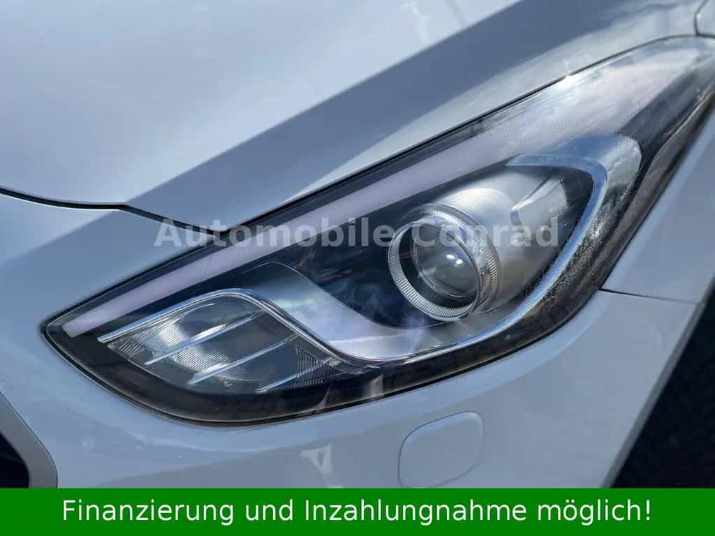 Hyundai i30 Turbo Panoramadach/Lenkradheizung/Tempomat 06/2015-photo-8
