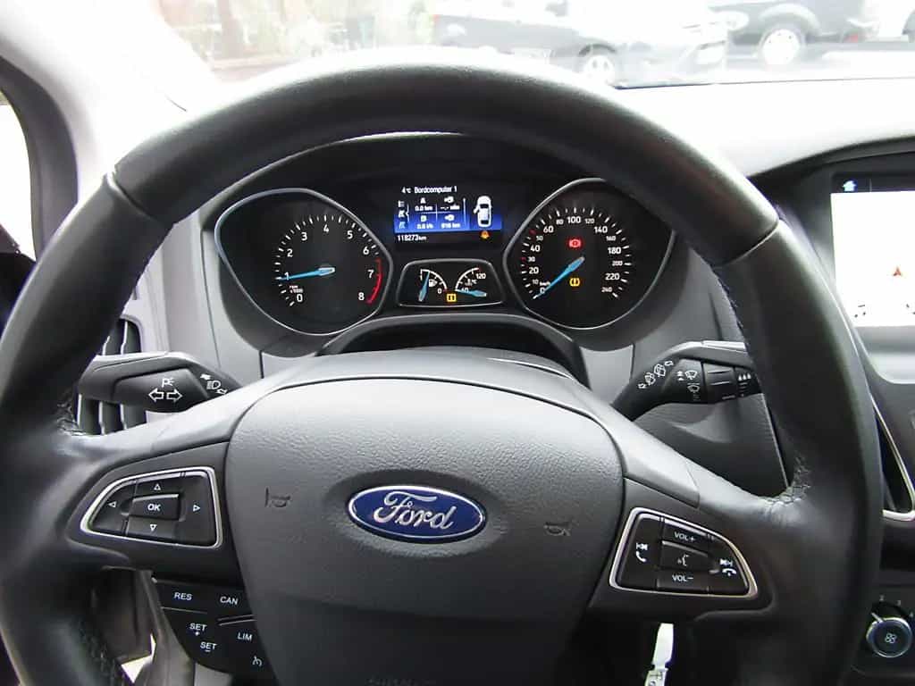 Ford Focus Business Turnier !! Zahnriemen neu !! 07/2018-photo-13
