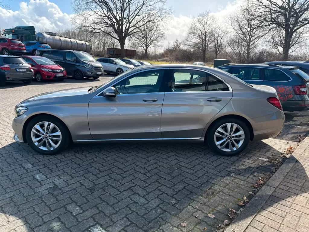 Mercedes-Benz C 180 C Limousine C 180 CGI 10/2018-photo-7