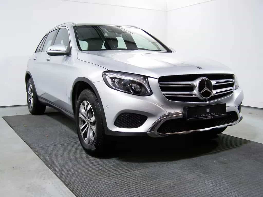 Mercedes-Benz GLC 250 4Matic PANORAM+KAM+LED+AMBIENT+DISTR 10/2017-photo-2