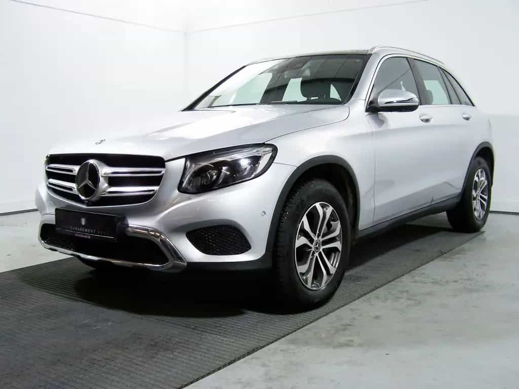 Mercedes-Benz GLC 250 4Matic PANORAM+KAM+LED+AMBIENT+DISTR 10/2017-photo-3