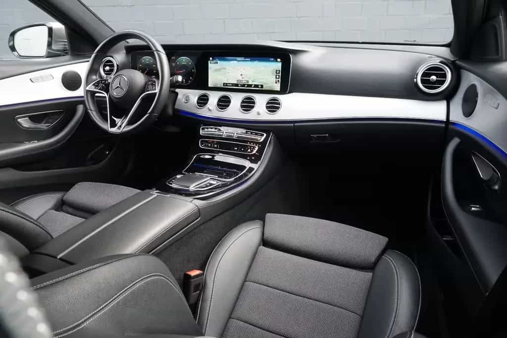 Mercedes-Benz E 220 Td AMG Widecreen 360°Kamera SHZ Multibeam 04/2021-photo-18