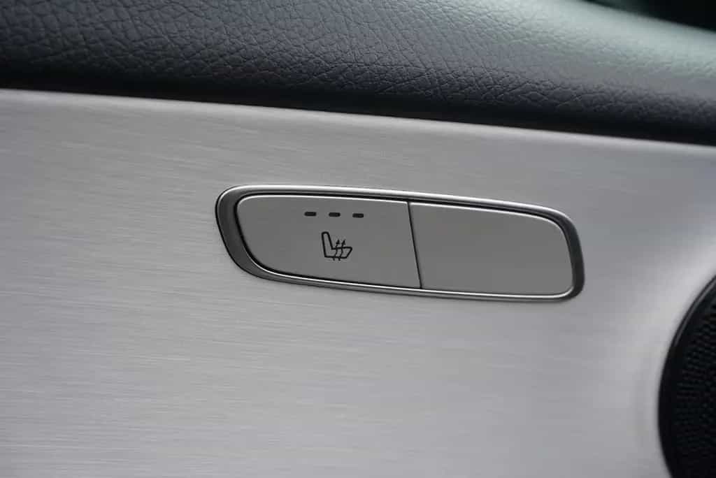 Mercedes-Benz E 220 Td AMG Widecreen 360°Kamera SHZ Multibeam 04/2021-photo-26