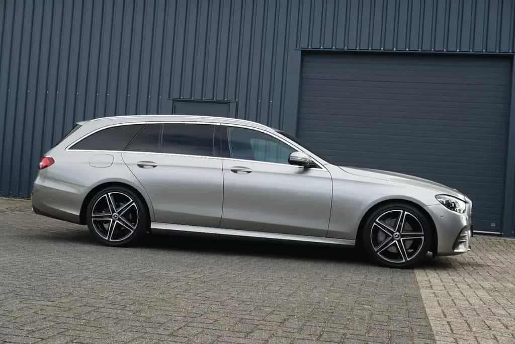 Mercedes-Benz E 220 Td AMG Widecreen 360°Kamera SHZ Multibeam 04/2021-photo-7