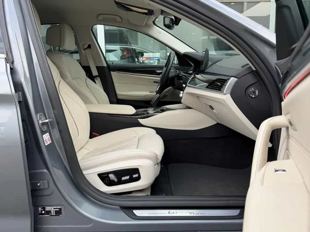 BMW 5 Series 520 d Lim. xDrive Luxury Line Laser/Leder/HUD 07/2022-photo-13