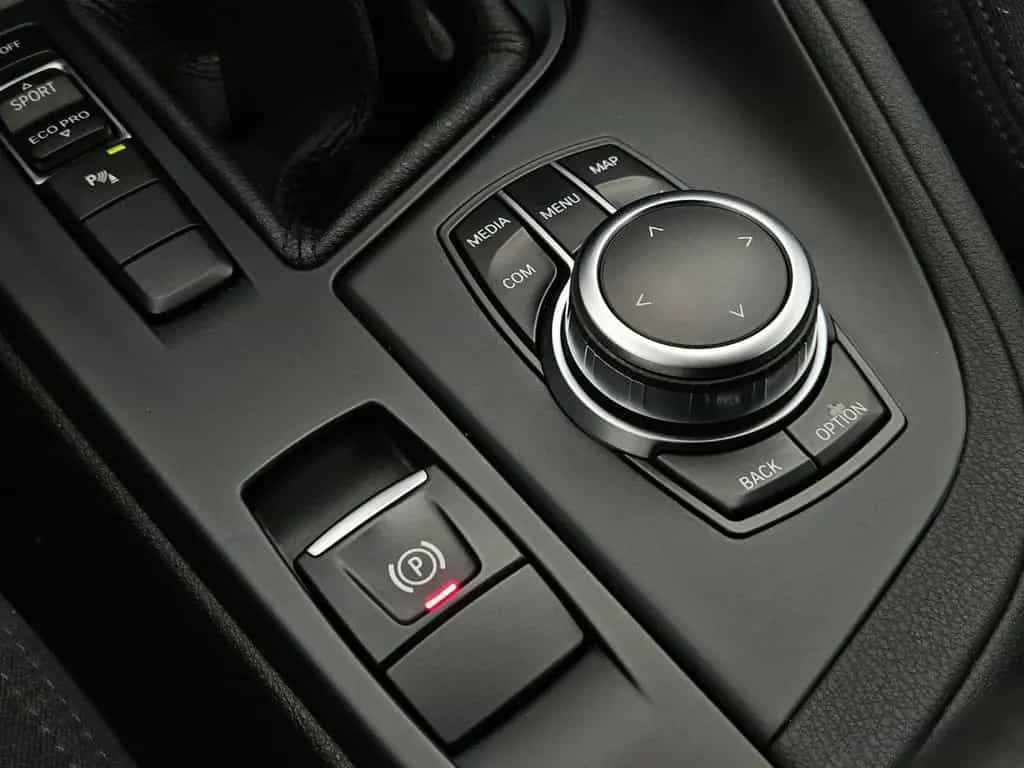 BMW X1 sDrive 18 i Advantage*LED*Navi*Ambiente*PDC* 08/2019-photo-29