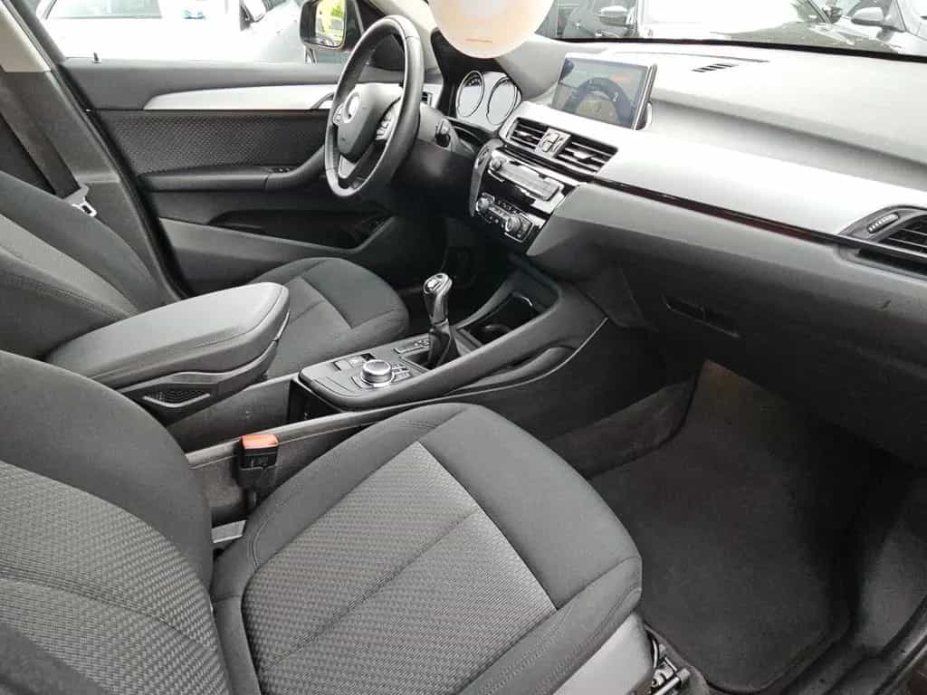 BMW X1 sDrive 18 i Advantage*LED*Navi*Ambiente*PDC* 08/2019-photo-33
