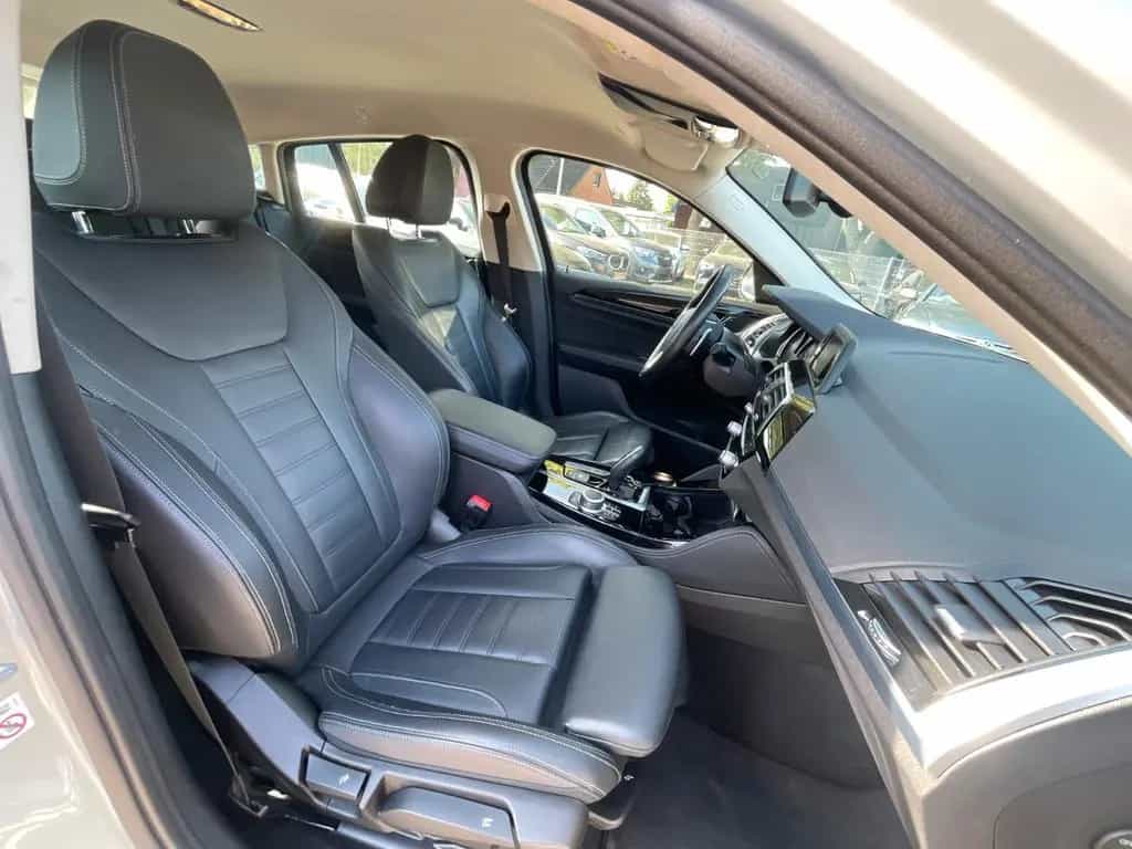 BMW X4 xDrive 30 i xLine*AHK*NAVI*SHZ*PDC*LED*TEMP* 04/2019-photo-13