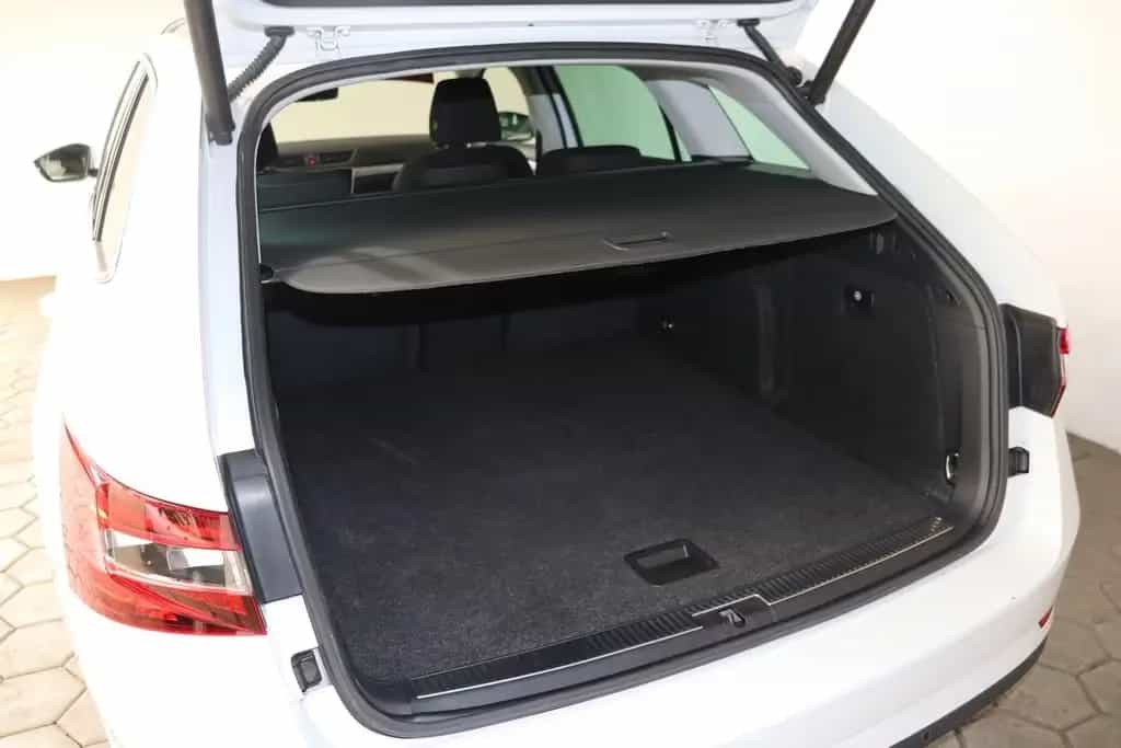 Skoda Superb Combi Ambition 1.4 TSI NAVI*SMARTLINK*ACC 06/2018-photo-8