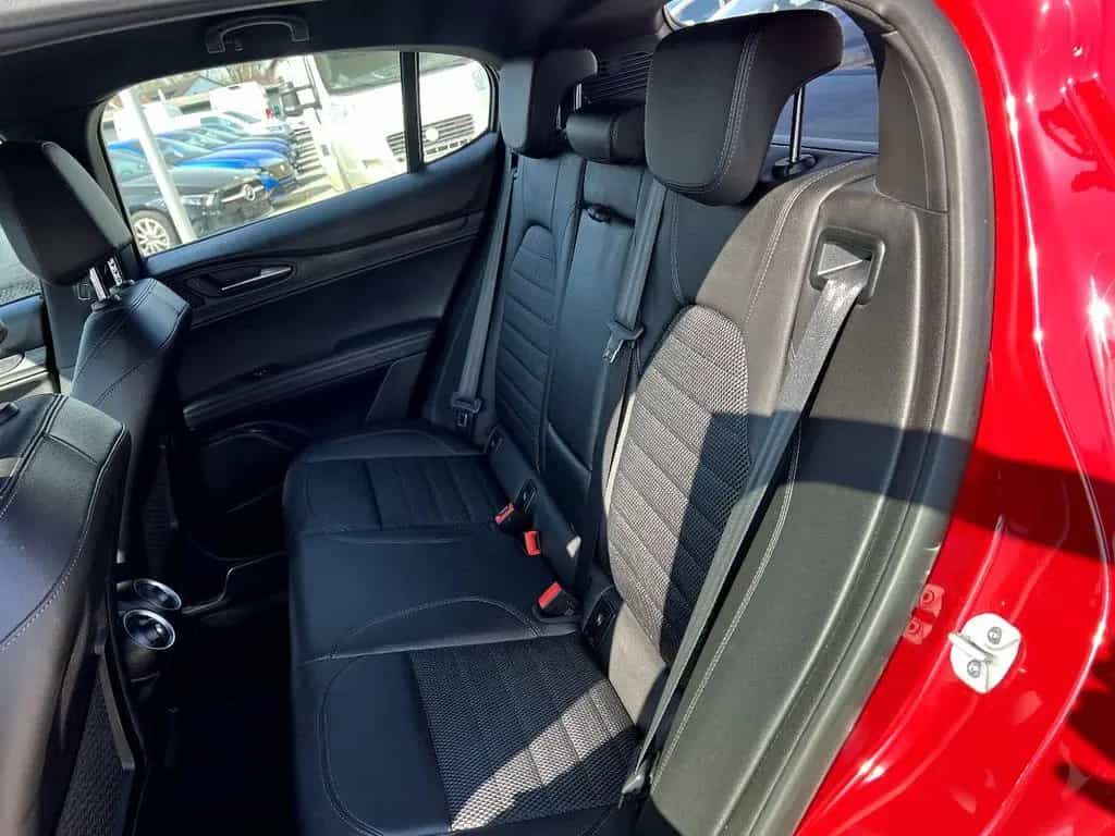 Alfa Romeo Stelvio Q4 2.2 Sprint *LED Navi Leder Kamera AHK 11/2023-photo-12