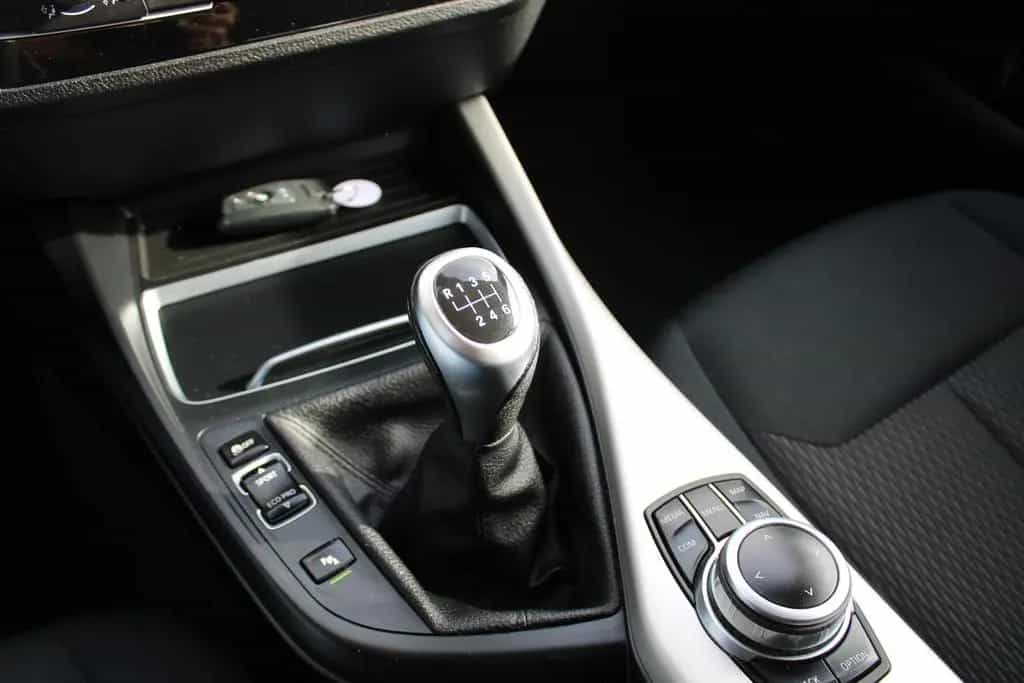 BMW 1 Series 118 i Advantage *Navi*PDC* 05/2019-photo-10