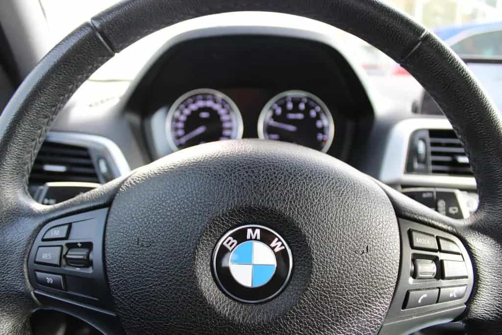 BMW 1 Series 118 i Advantage *Navi*PDC* 05/2019-photo-12