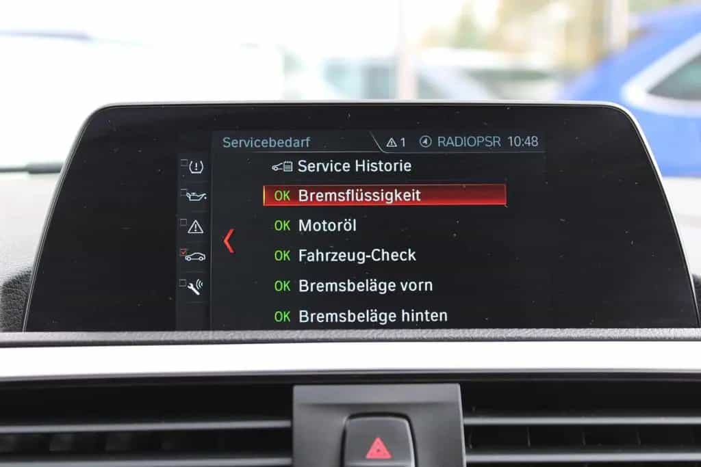 BMW 1 Series 118 i Advantage *Navi*PDC* 05/2019-photo-16
