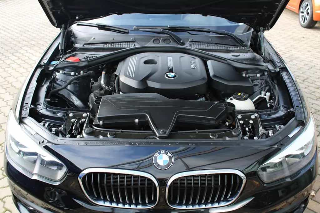 BMW 1 Series 118 i Advantage *Navi*PDC* 05/2019-photo-18