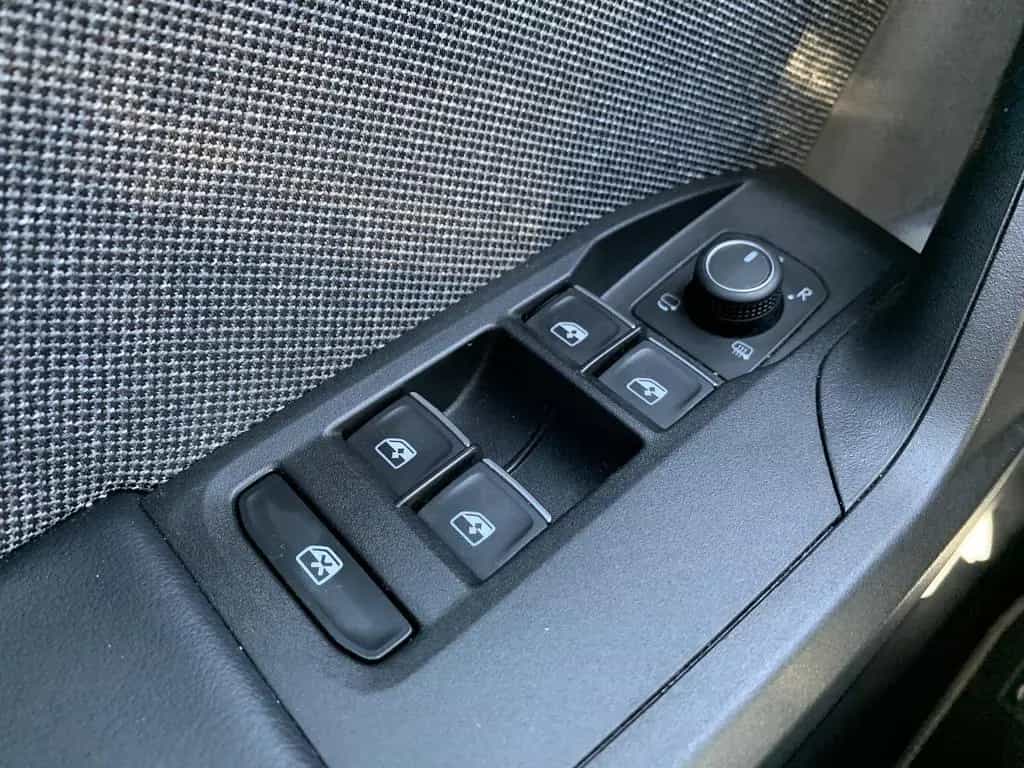Seat Leon 1.5TSI DSG Xcellence Voll-LED+Navi+Kamera 06/2021-photo-29