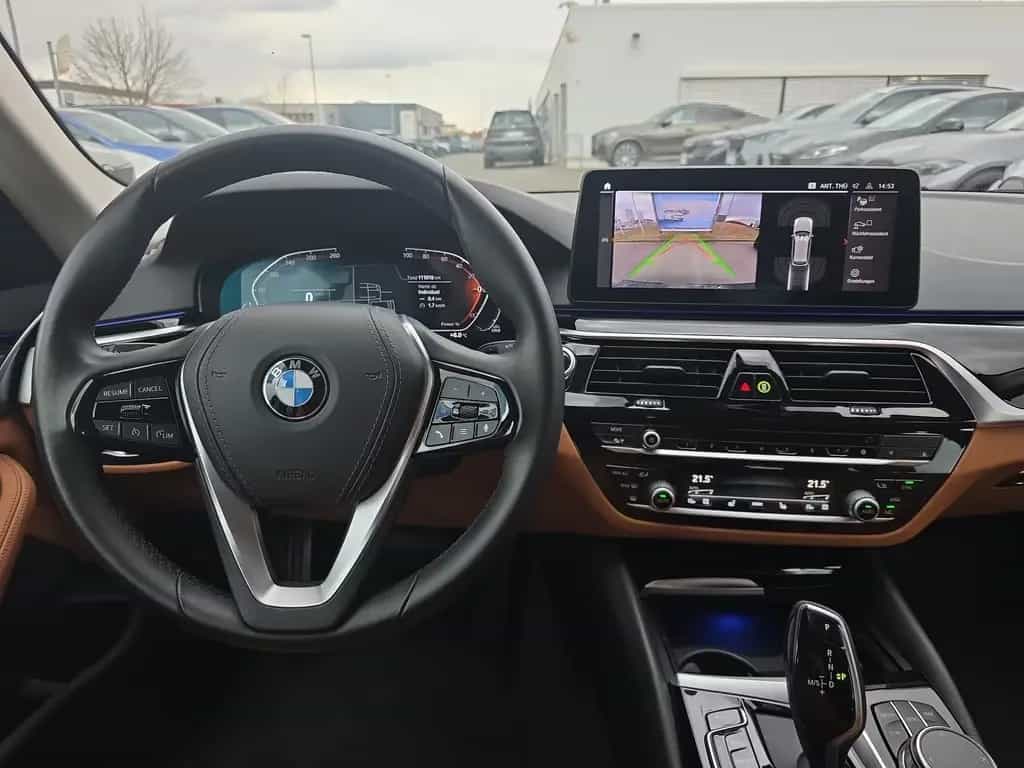 BMW 5 Series 540d xDrive Tour LEDER KAMERA 4x SHZ LED LC Prof 06/2022-photo-14