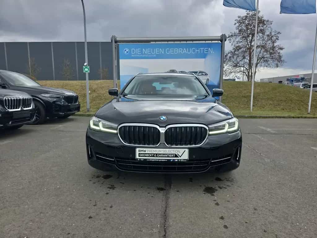BMW 5 Series 540d xDrive Tour LEDER KAMERA 4x SHZ LED LC Prof 06/2022-photo-2