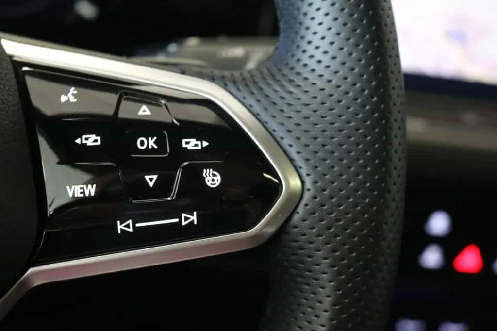Volkswagen Golf VIII GTI DCC Pano Kamera LED-Plus ACC PDC 01/2021-photo-17