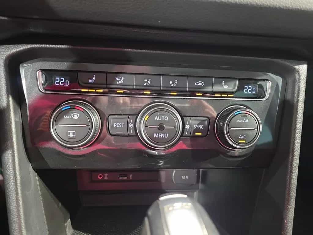 Volkswagen Tiguan 2.0TSI 4M R-LINE AHK ACC DSG PAN LED 2.Hd 03/2018-photo-14