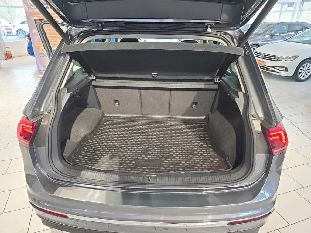 Volkswagen Tiguan 2.0TSI 4M R-LINE AHK ACC DSG PAN LED 2.Hd 03/2018-photo-19