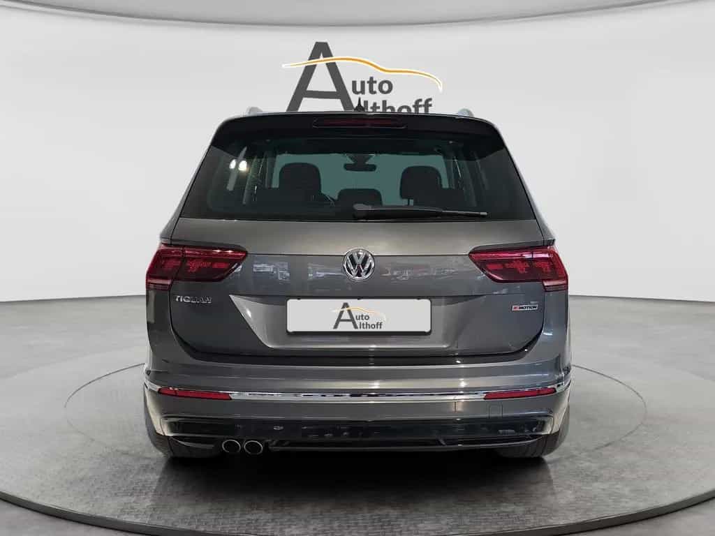 Volkswagen Tiguan 2.0TSI 4M R-LINE AHK ACC DSG PAN LED 2.Hd 03/2018-photo-4