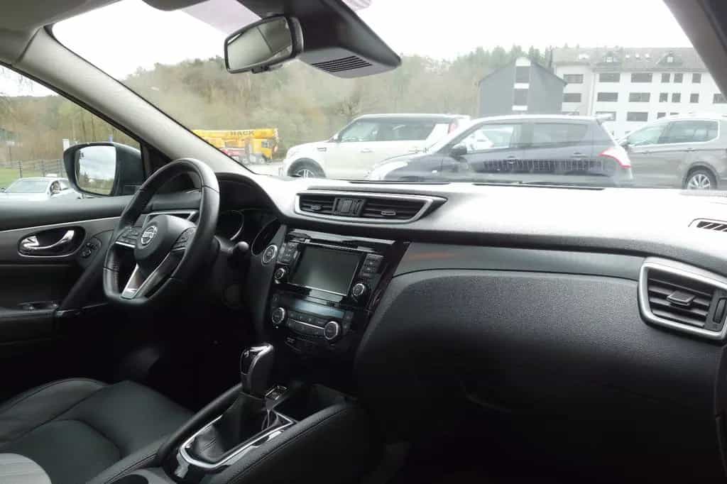 Nissan Qashqai Visia.Automat.Kamera.Parpilot.Pano.Bose 08/2019-photo-10