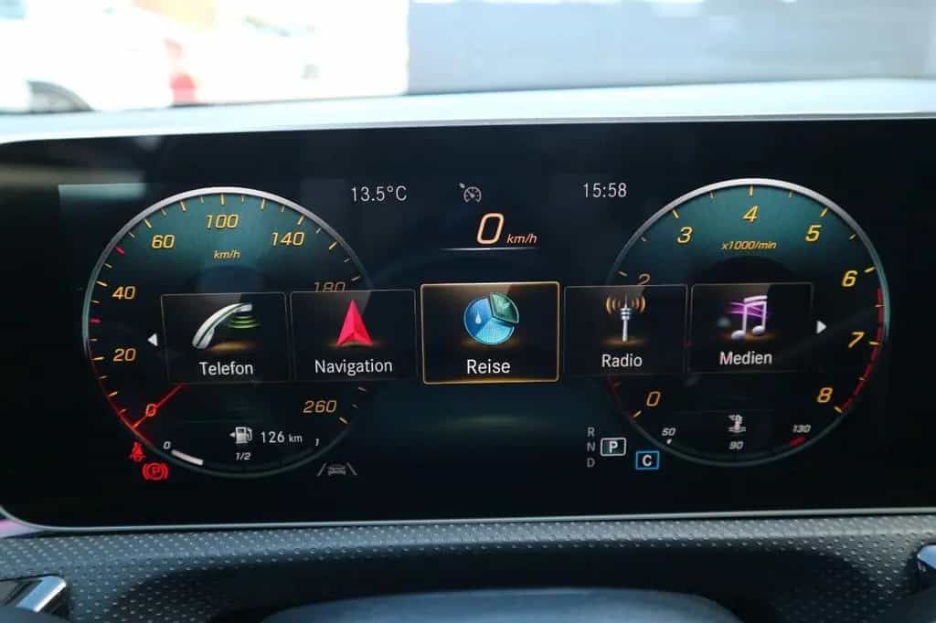 Mercedes-Benz A-Class 250 AMG-Line *2.HD/DCT/RFK/PDC/LED/TEMP/KLIMA* 09/2019-photo-13