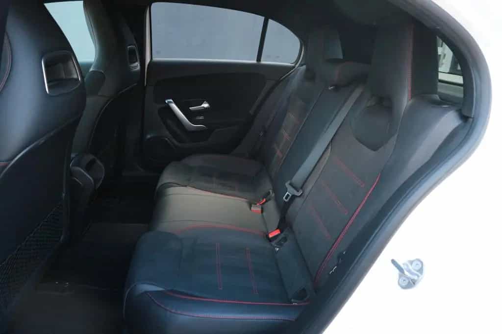 Mercedes-Benz A-Class 250 AMG-Line *2.HD/DCT/RFK/PDC/LED/TEMP/KLIMA* 09/2019-photo-9