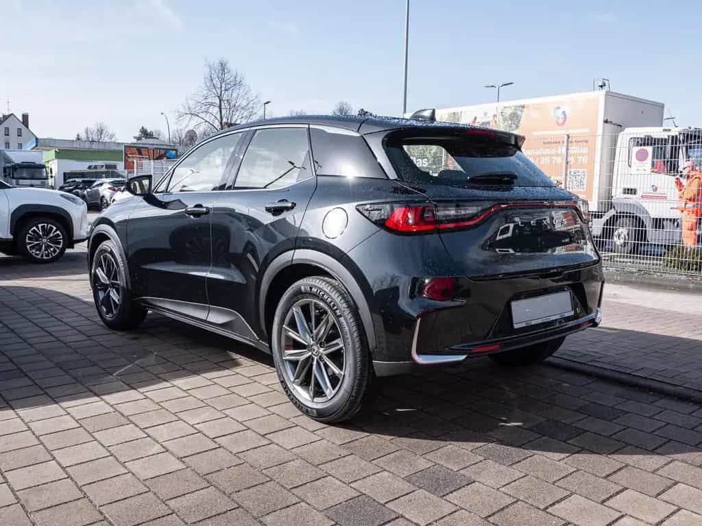 Lexus LBX Elegant Black Edition KAMERA el. Heckklappe null-photo-6