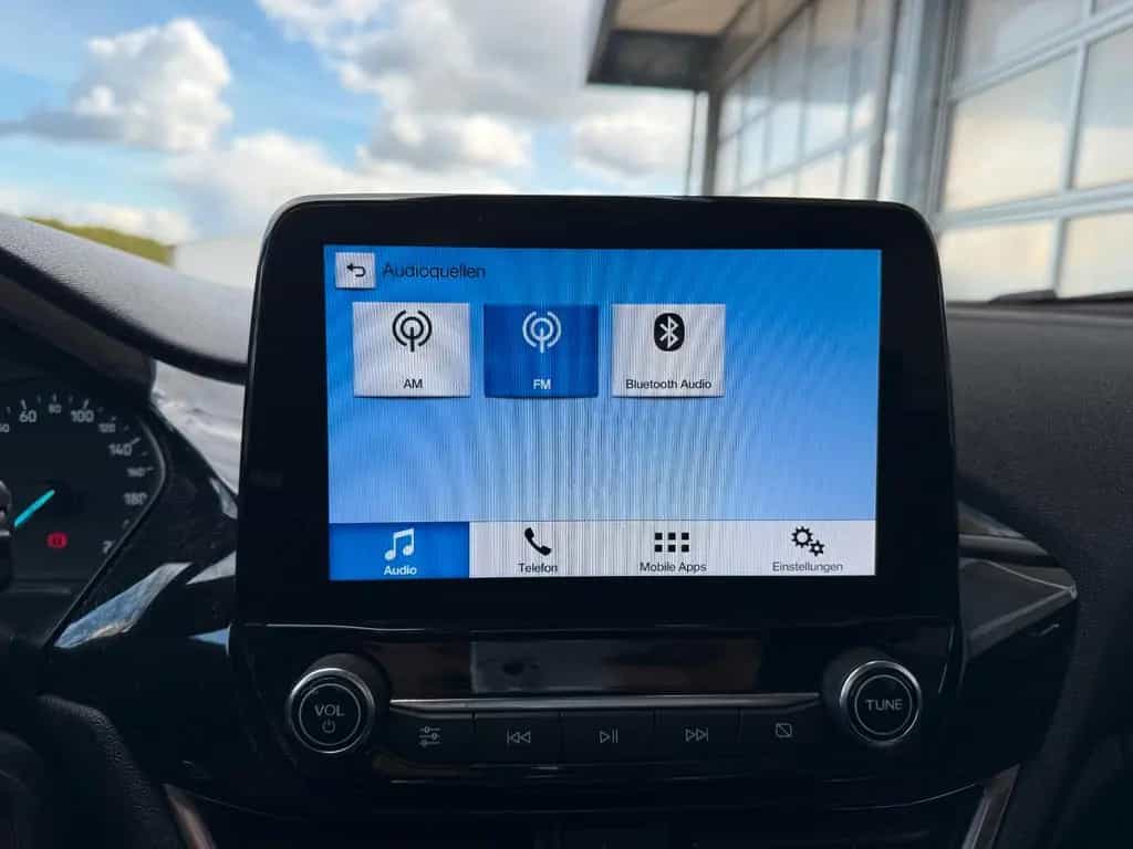 Ford Fiesta Cool & Connect PDC RFK 8 FACH SPA SHZ 07/2018-photo-11