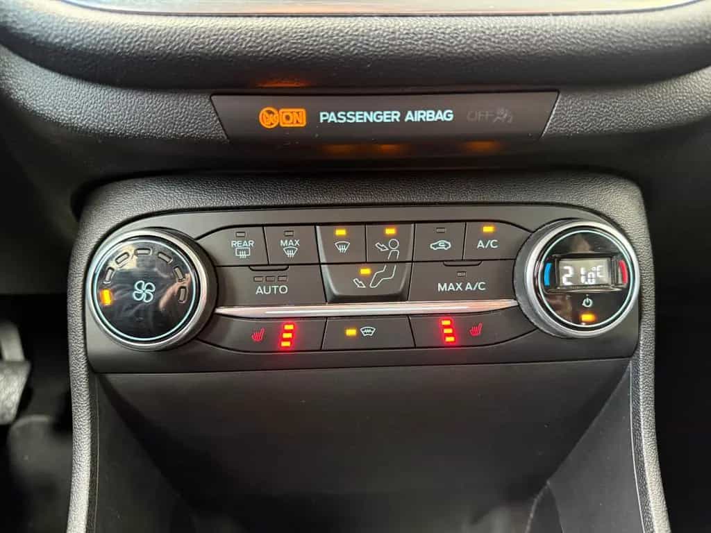Ford Fiesta Cool & Connect PDC RFK 8 FACH SPA SHZ 07/2018-photo-9