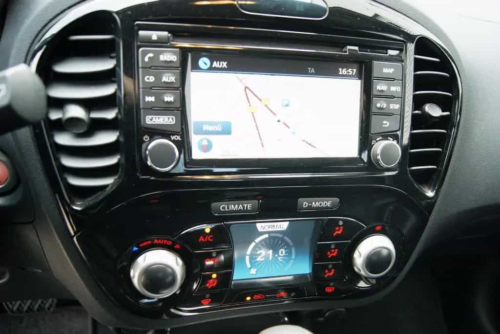 Nissan Juke N-CONNECTA*AUT*NAVI*LED*KAM*SHZ*TEMP* 10/2018-photo-19
