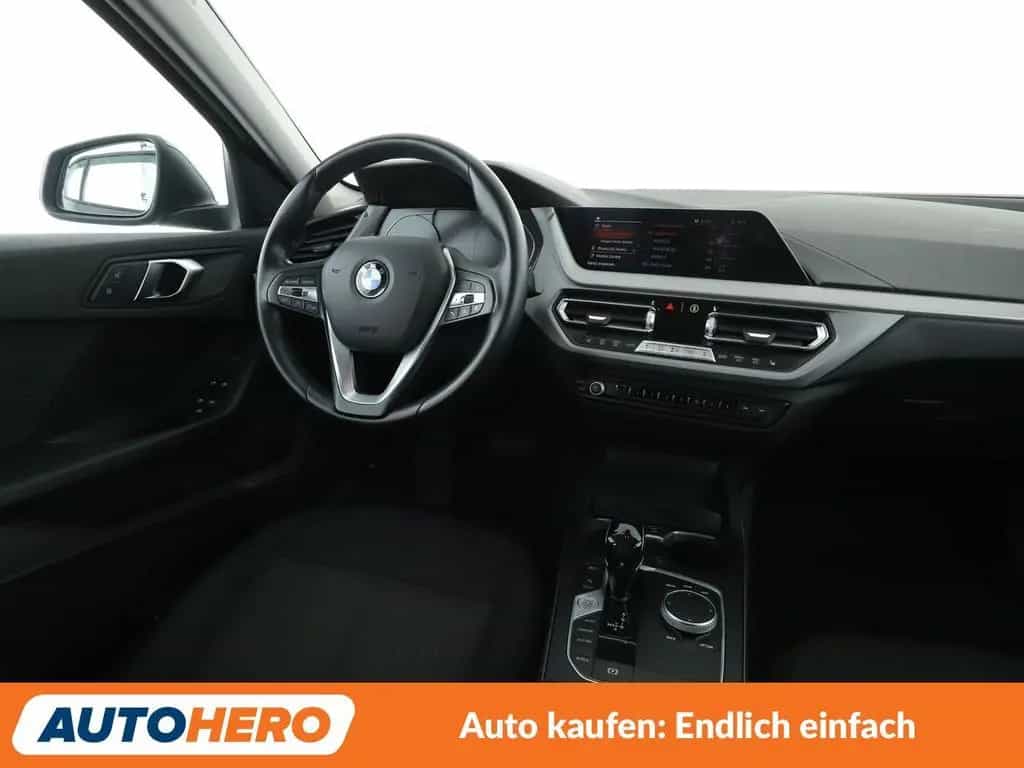 BMW 1 Series 118i Advantage Aut.*NAVI*TEMPO*LED*PDC*SHZ* 11/2020-photo-12