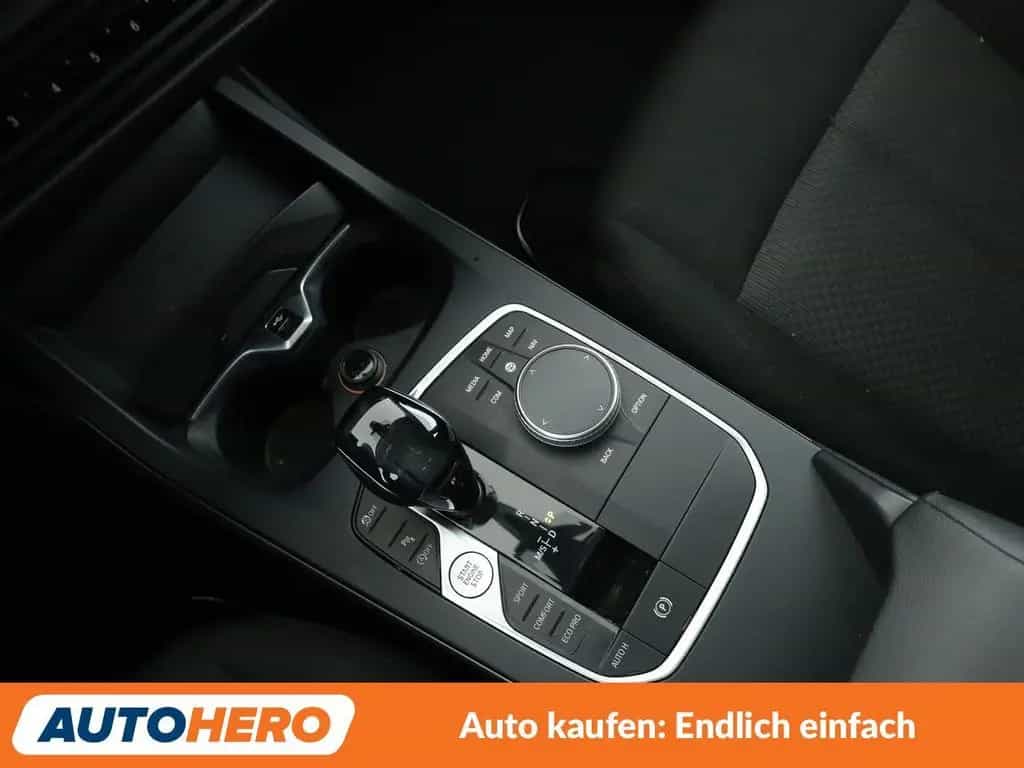 BMW 1 Series 118i Advantage Aut.*NAVI*TEMPO*LED*PDC*SHZ* 11/2020-photo-23