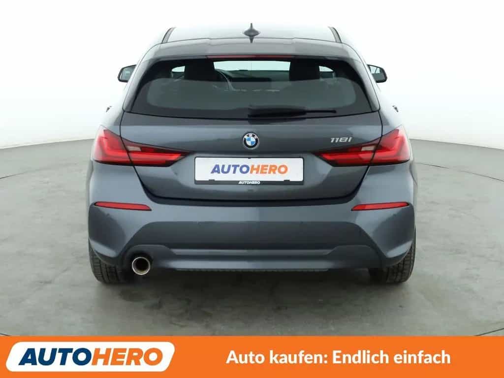 BMW 1 Series 118i Advantage Aut.*NAVI*TEMPO*LED*PDC*SHZ* 11/2020-photo-4