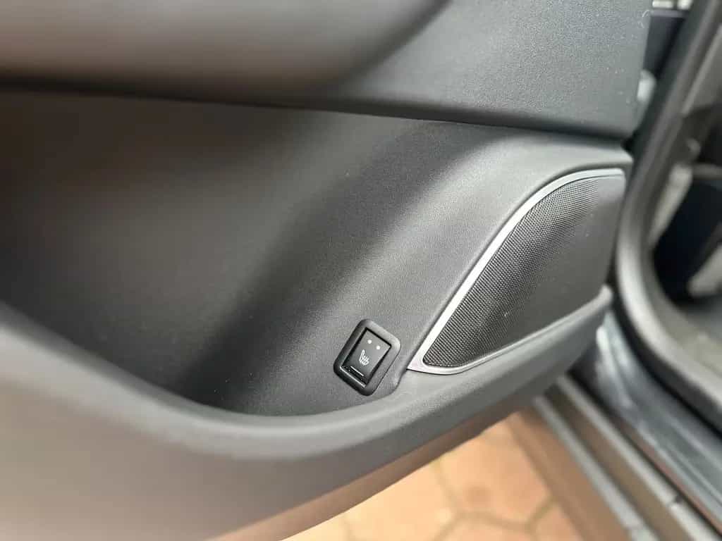 Maserati Levante GT Hybrid°FACELIFT°PANO°H&K°21"ACC°360° 03/2022-photo-21