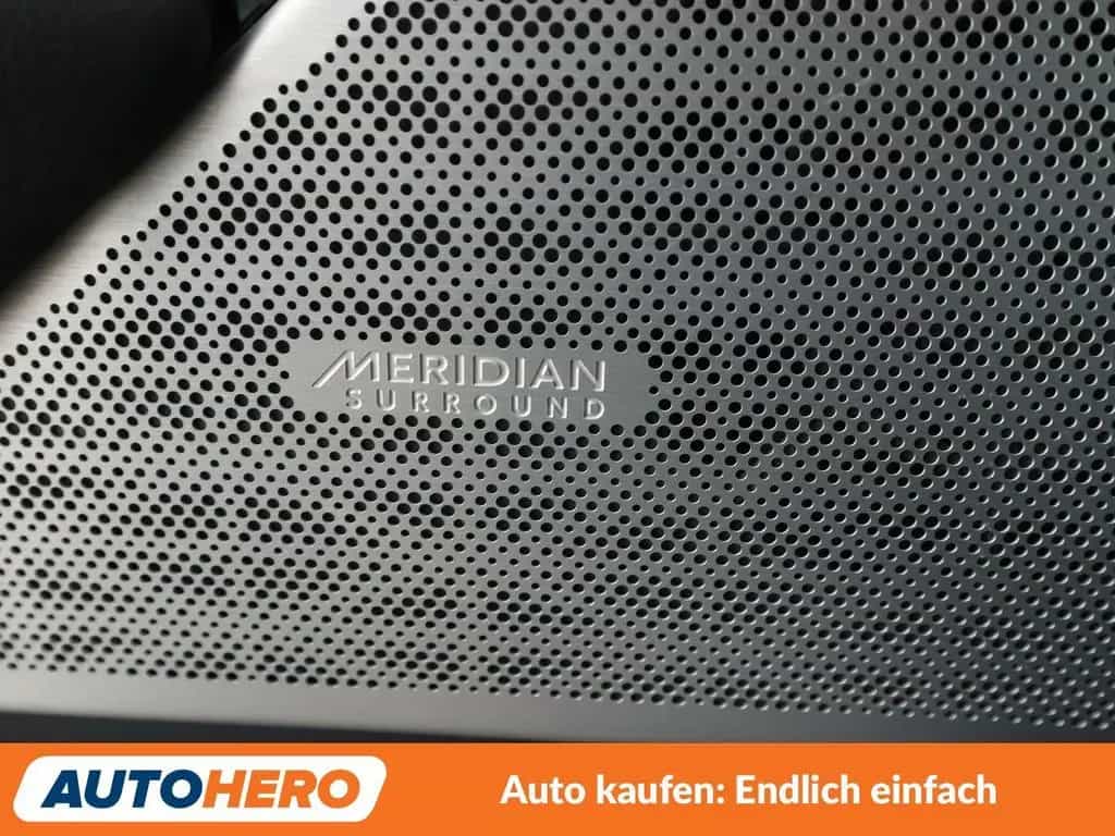 Land Rover Range Rover Rover Velar 2.0 Si4 TwinTurbo R-Dynamic SE 10/2018-photo-27