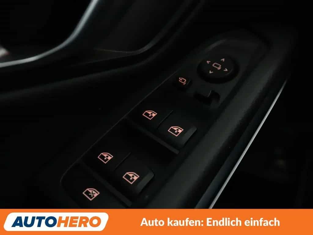 BMW 3 Series 320i Sport Line Aut.*NAVI*LED*TEMPO*CAM*PDC*SHZ* 03/2021-photo-25